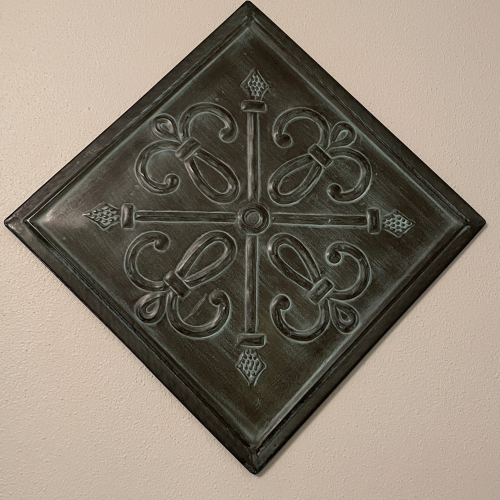 Southern Living at Home PATINA Square Metal Wall Art Tile Diagonal or Horizontal - Picture 4 of 10